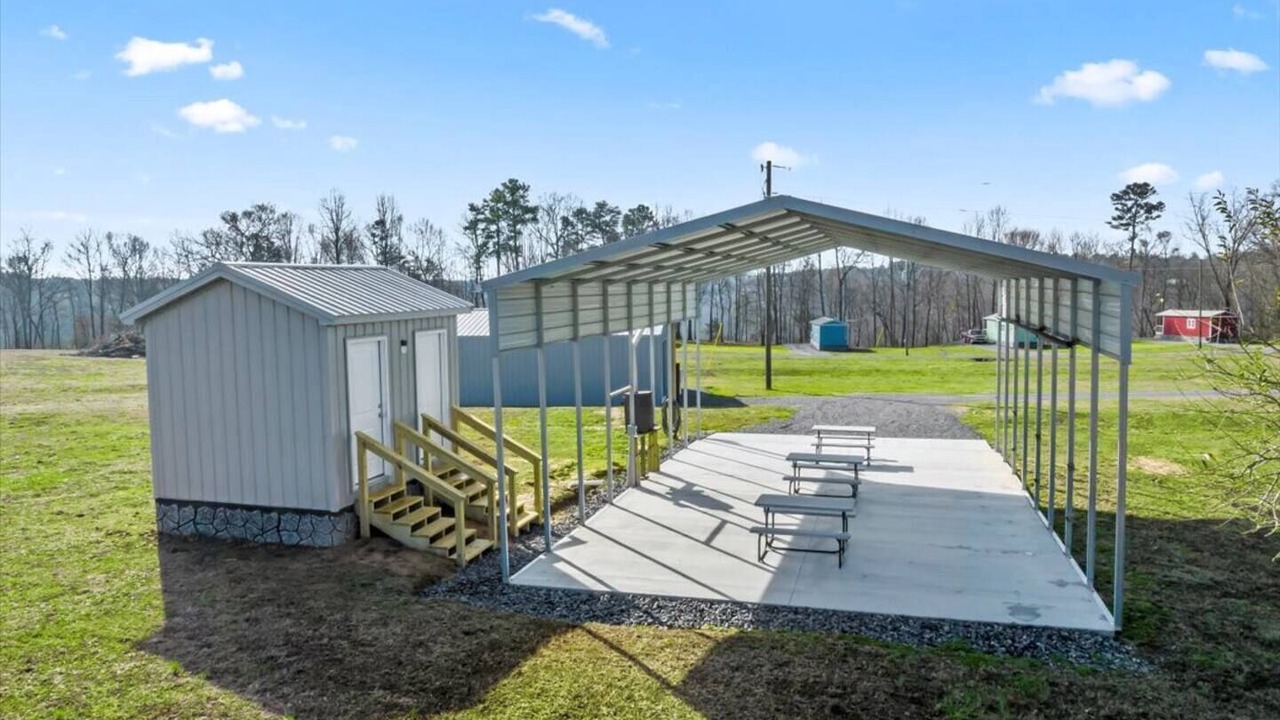 Photo of Outdoor in Albertville