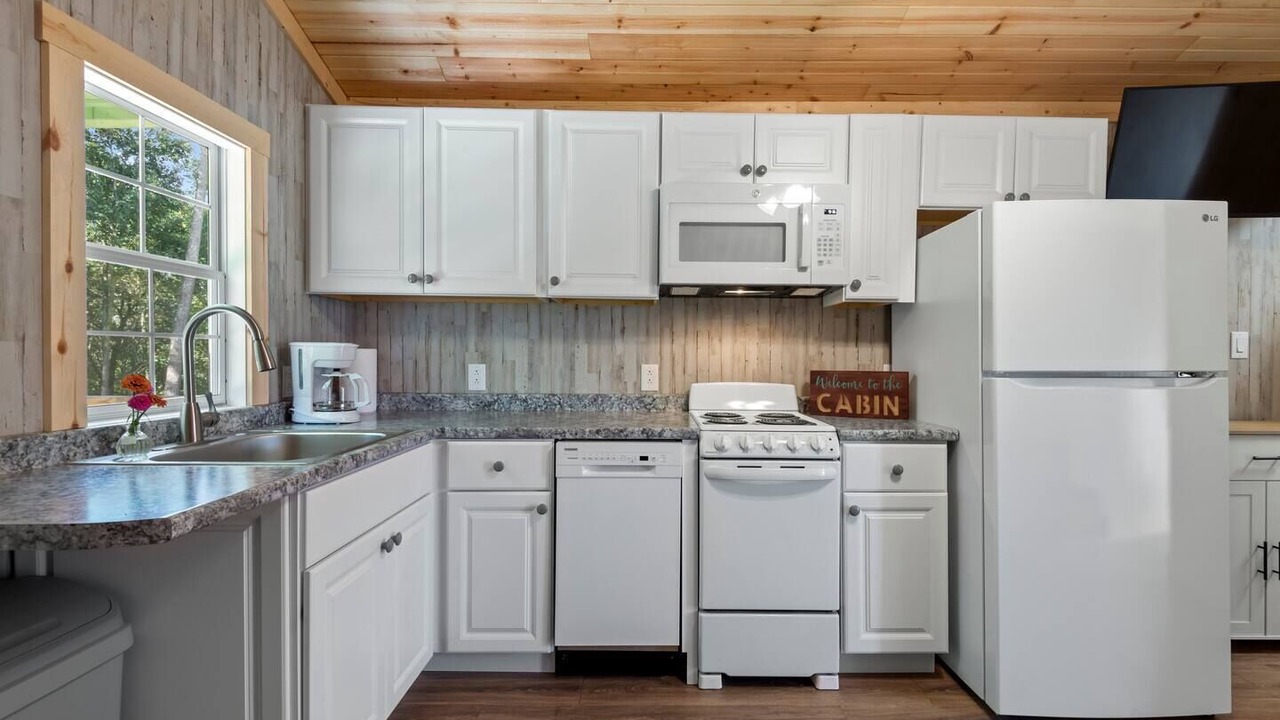 Photo of Kitchen in Albertville