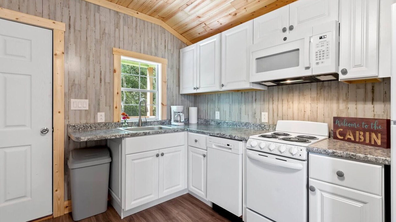 Photo of Kitchen in Albertville