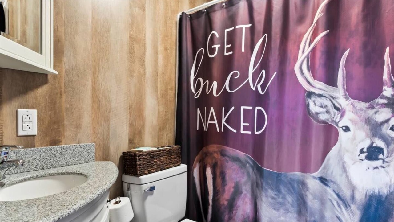 Photo of Bathroom in Albertville