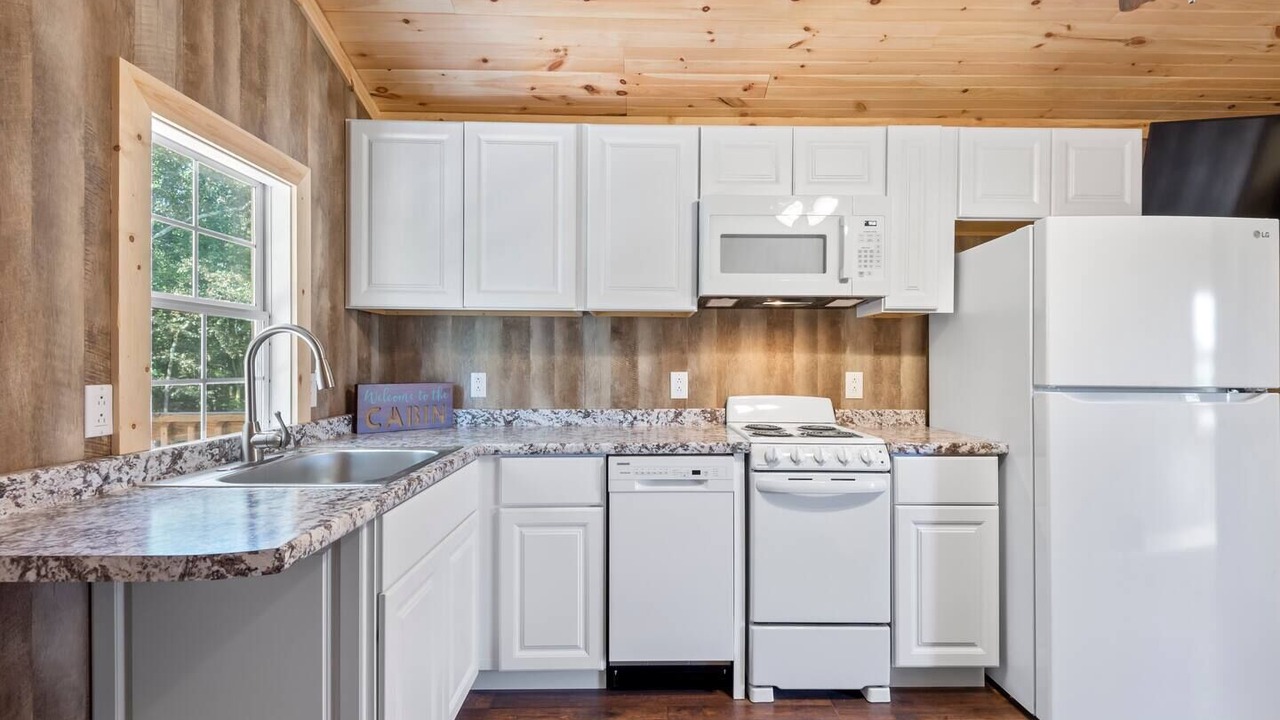 Photo of Kitchen in Albertville