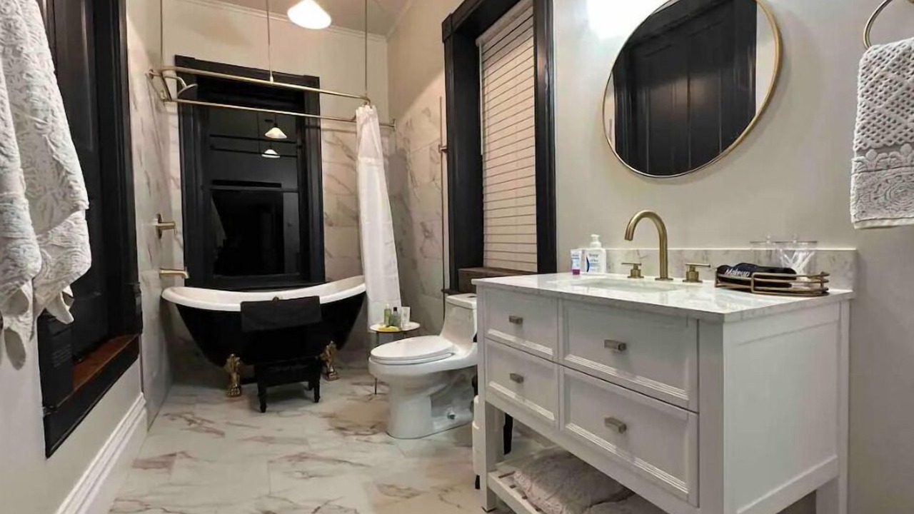 Photo of Bathroom in McKittrick