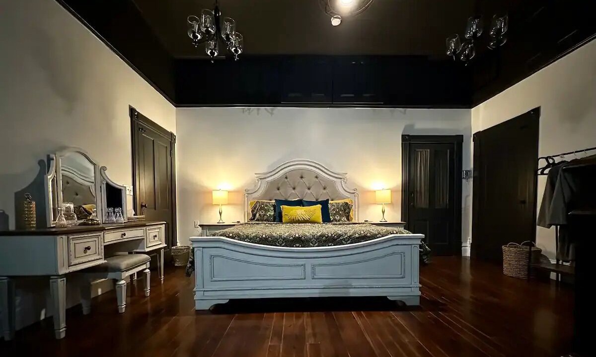 Photo of Bedroom in McKittrick