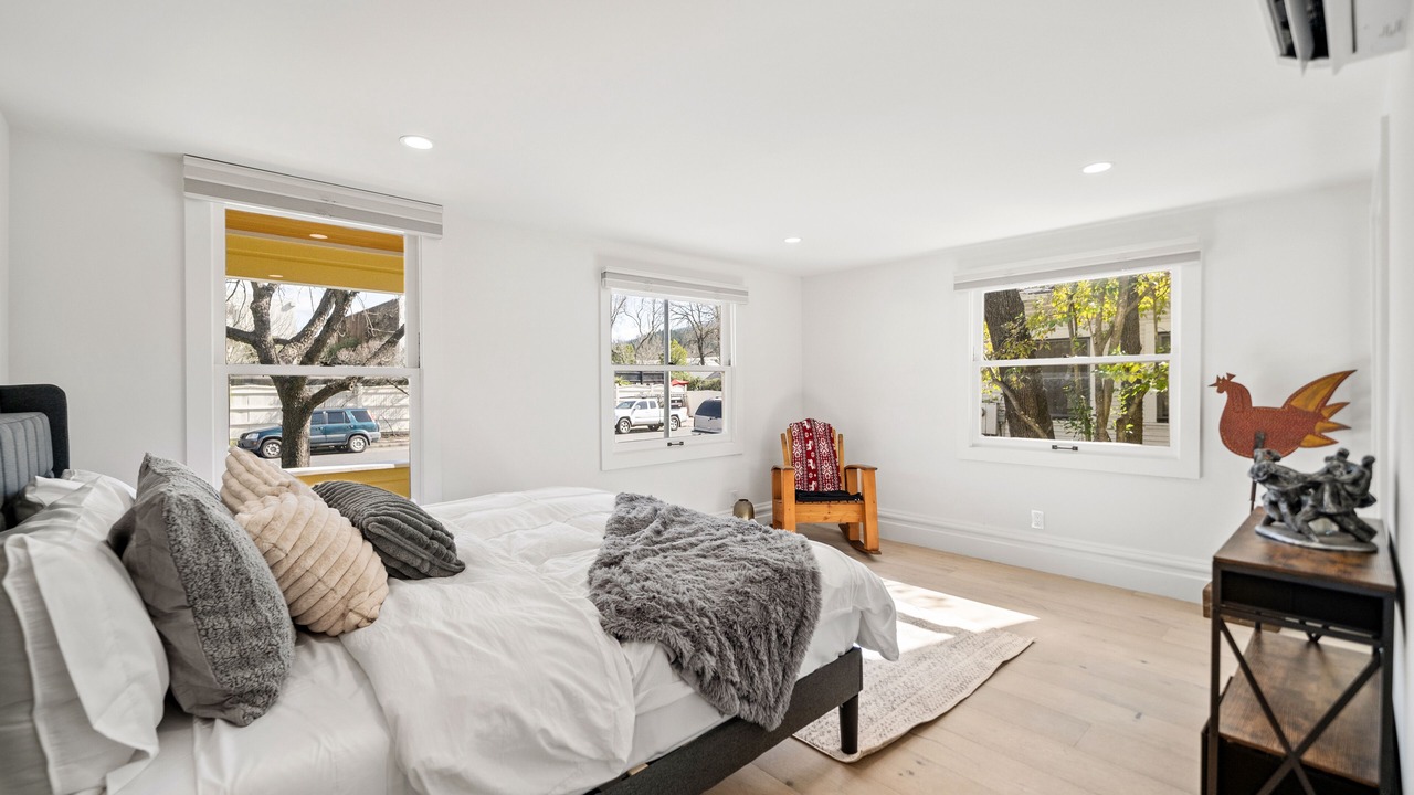 Photo of Bedroom in Calistoga