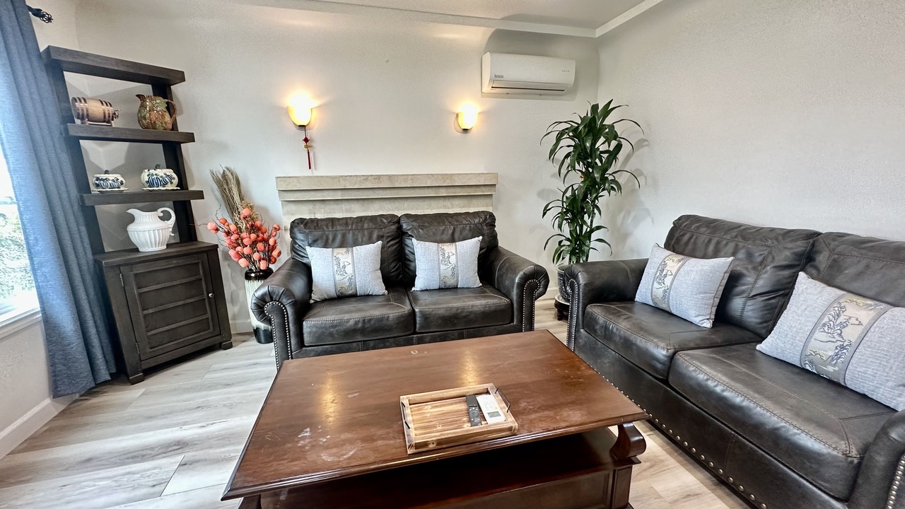 Photo of Livingroom in Alhambra
