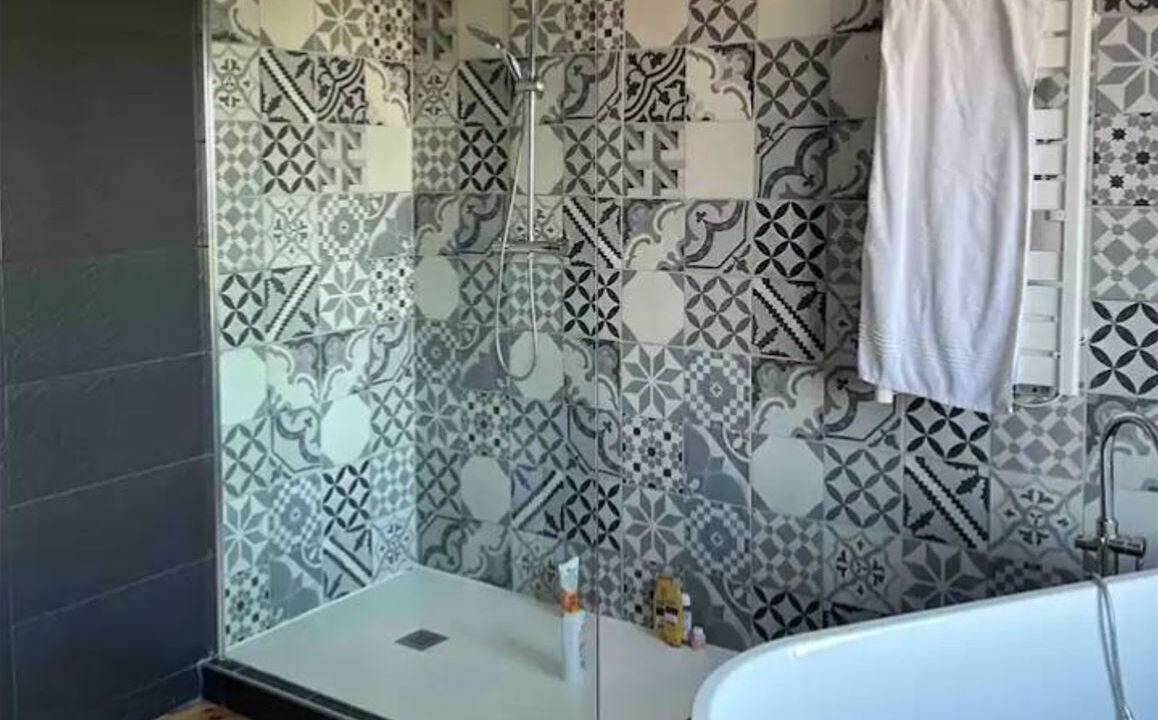 Photo of Bathroom in Pelussin