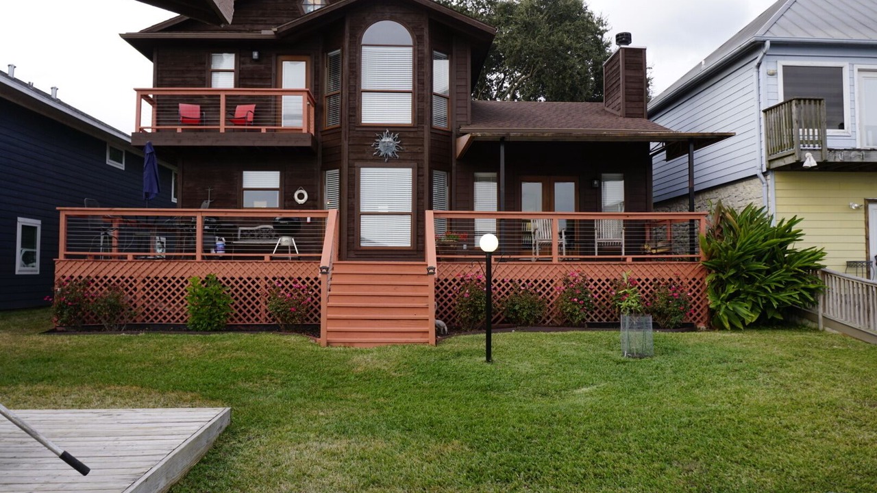 Photo of Outdoor in Clear Water Point