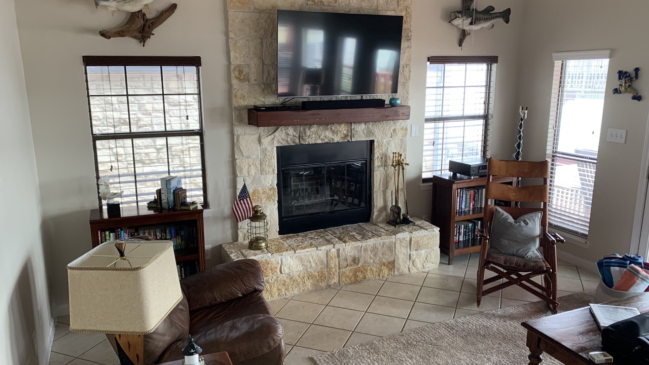 Photo of Livingroom in Clear Water Point