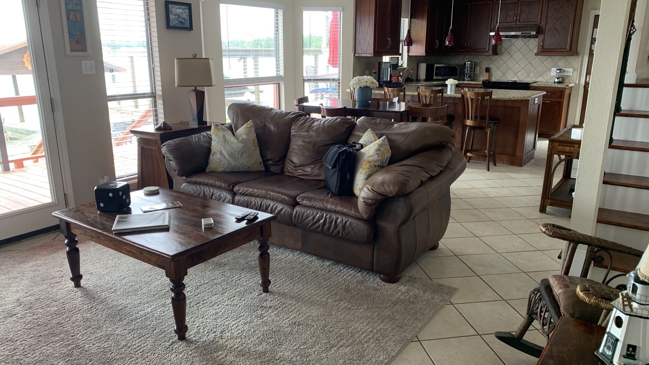 Photo of Livingroom in Clear Water Point