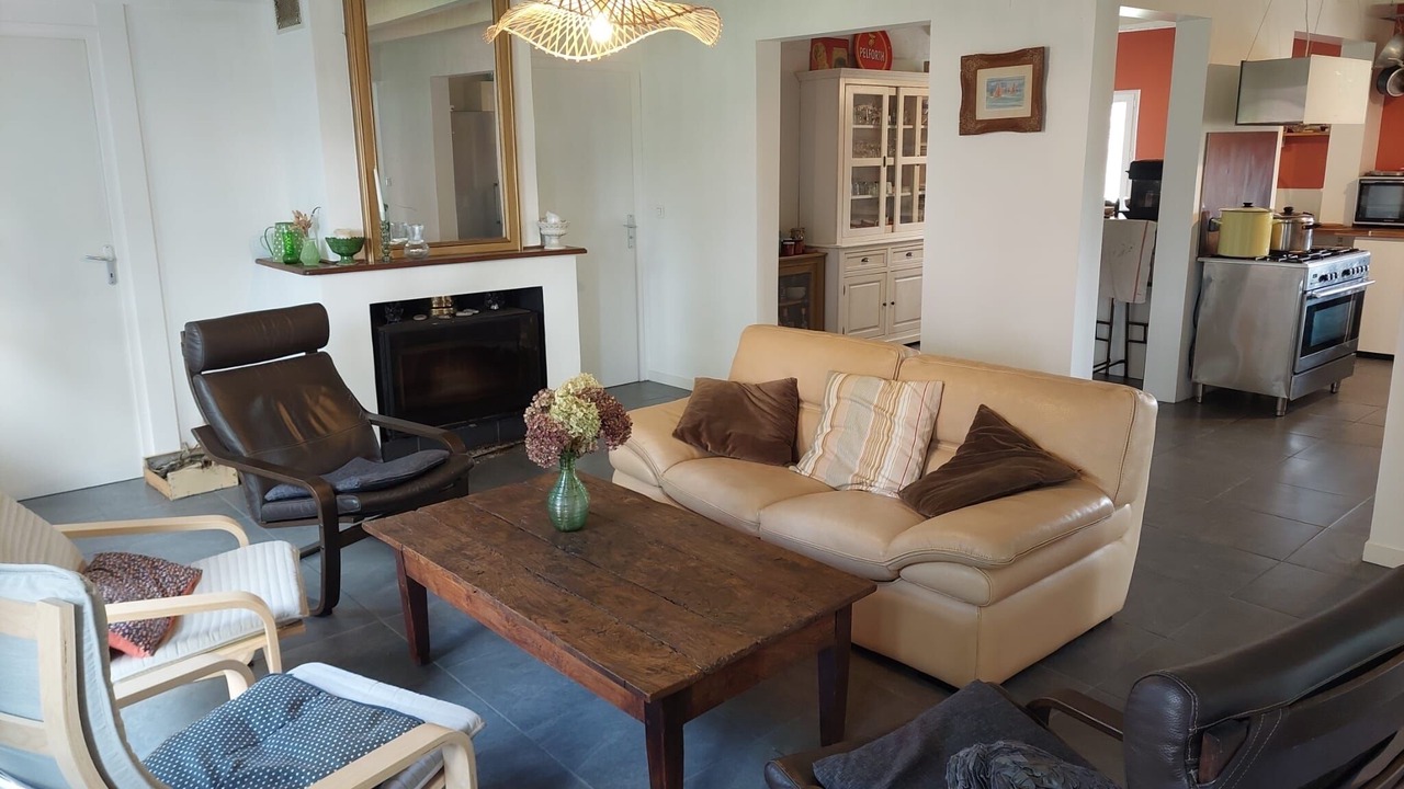 Photo of Livingroom in Mezos