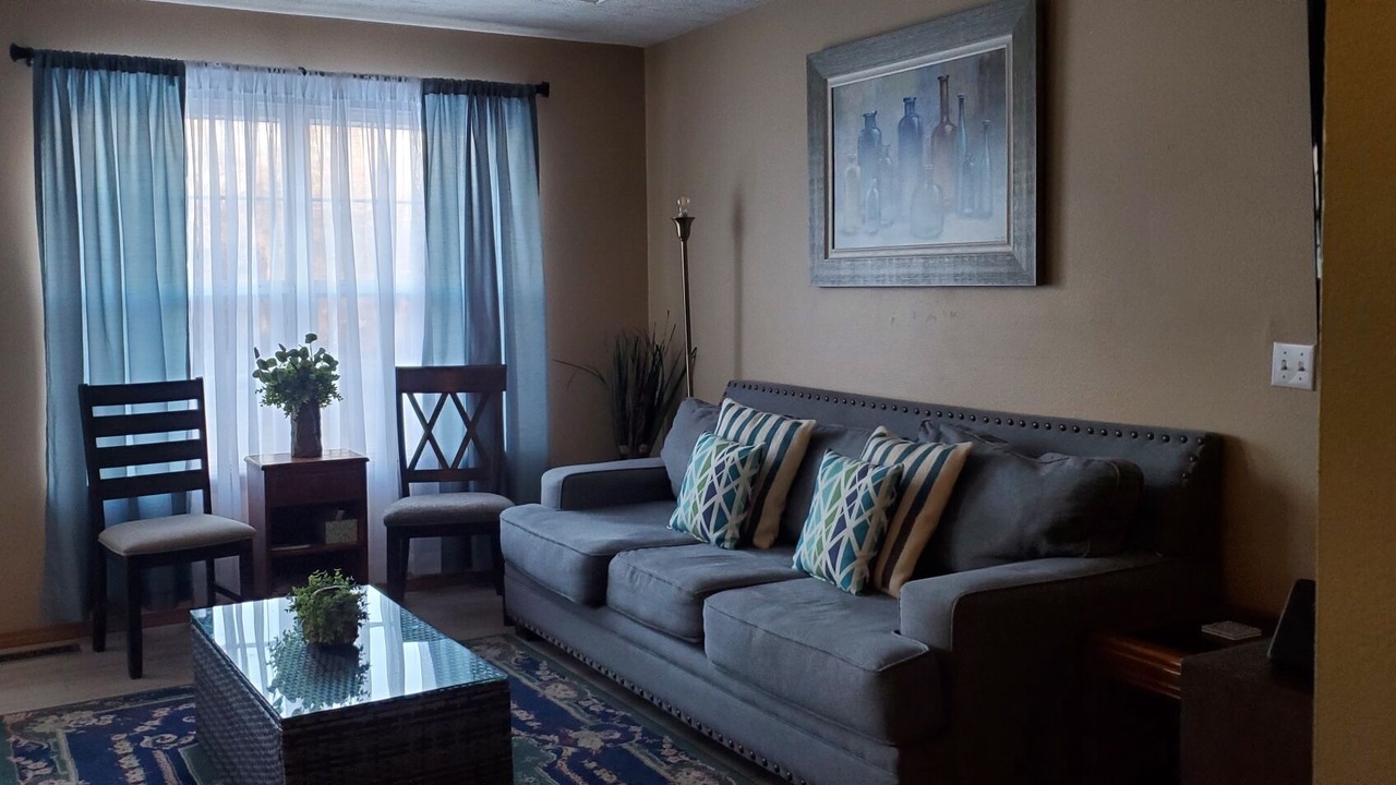 Photo of Livingroom in Brookline Station