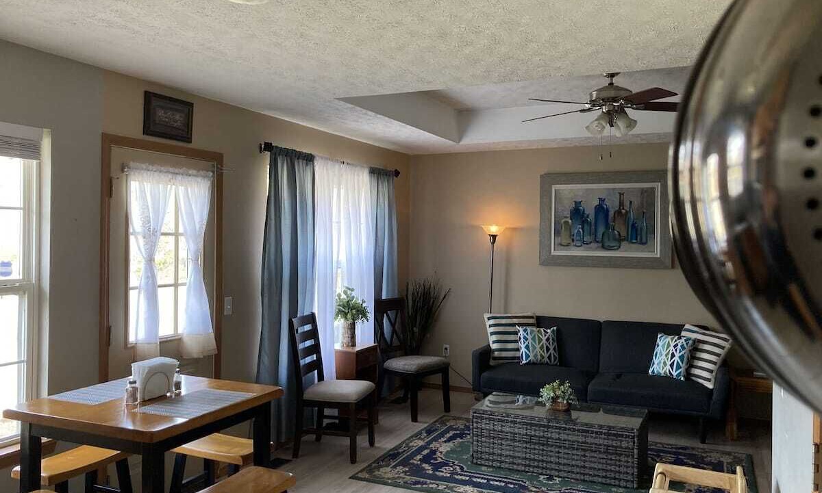 Photo of Livingroom in Brookline Station