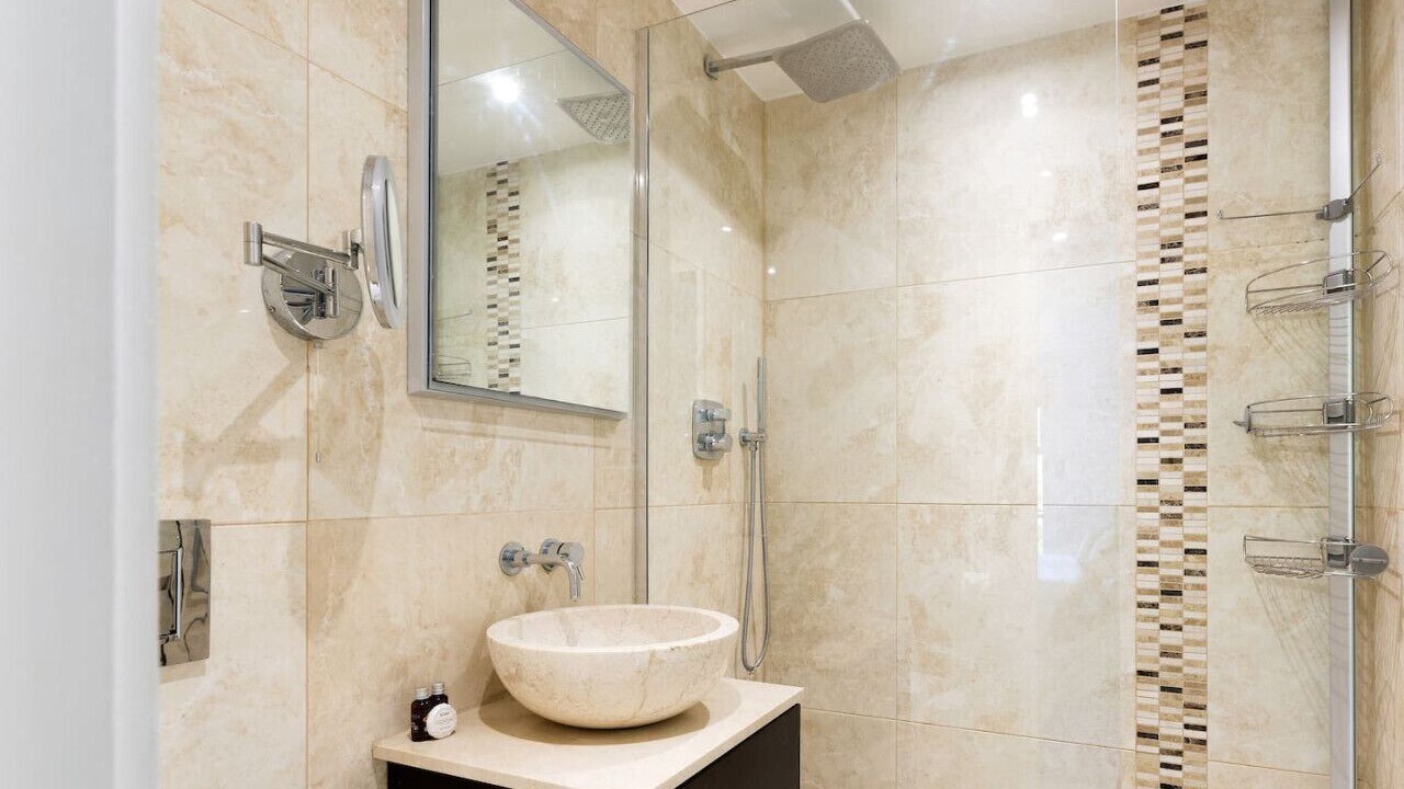 Photo of Bathroom in Fulham Broadway