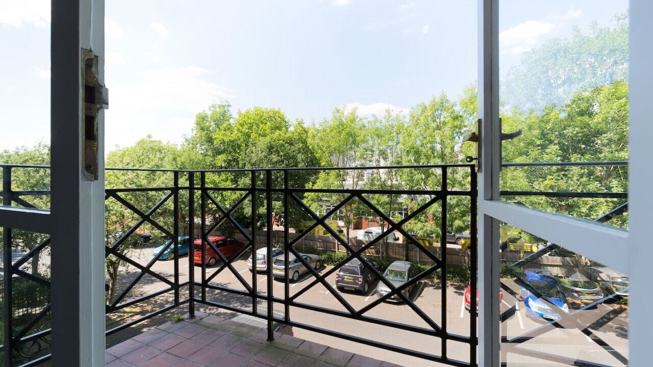 Photo of Outdoor in Fulham Broadway