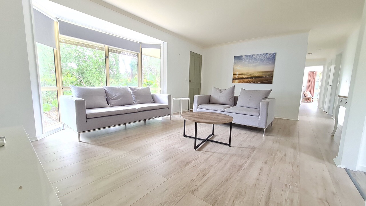 Photo of Livingroom in Capel Sound