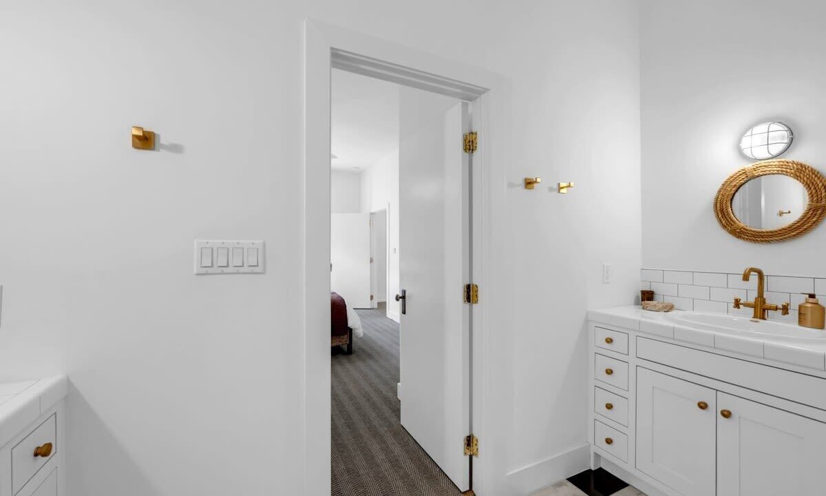 Photo of Bathroom in Kingsland