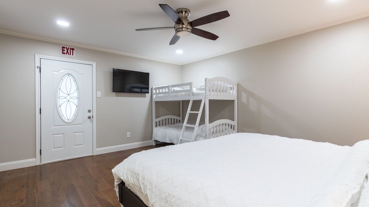 Photo of Bedroom in Grand Prairie
