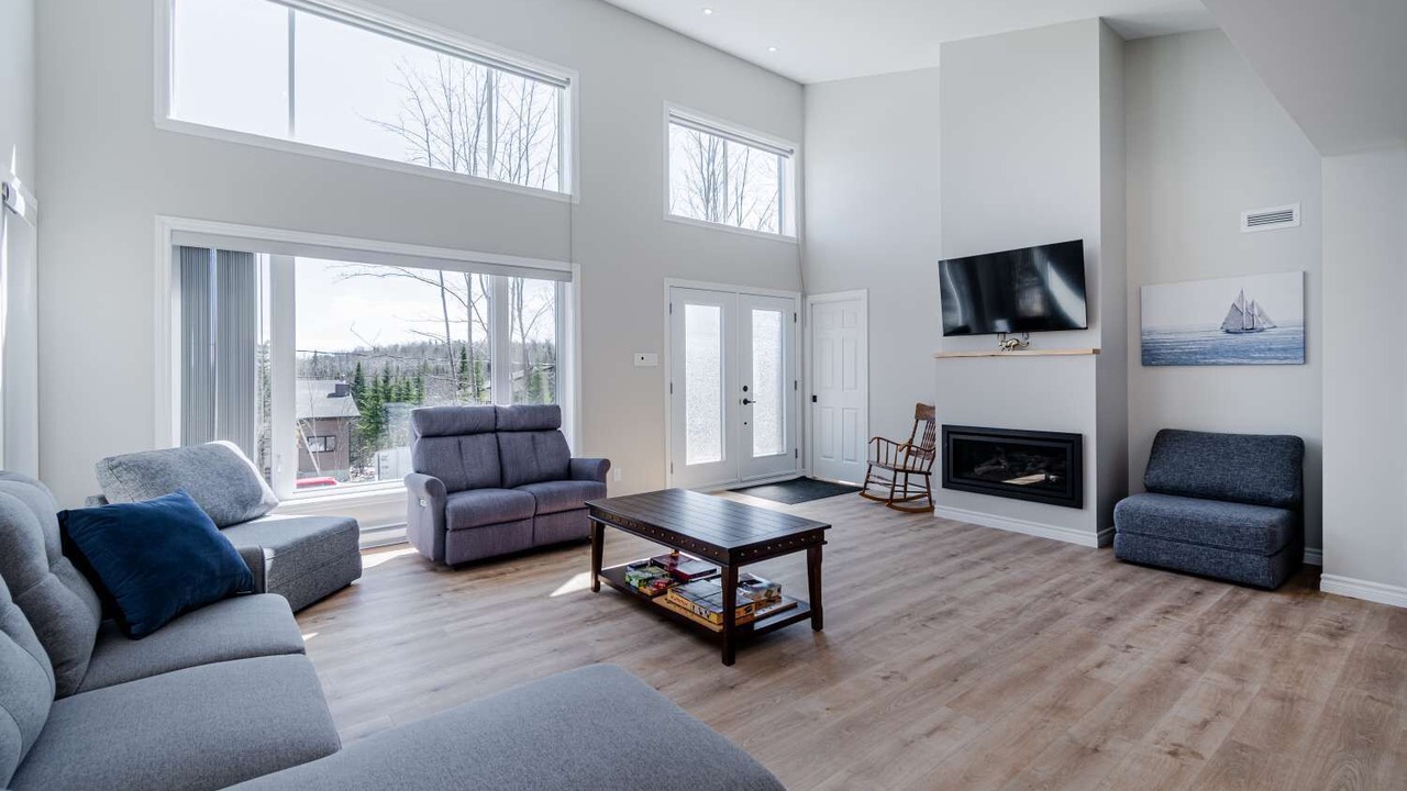 Photo of Livingroom in Adstock