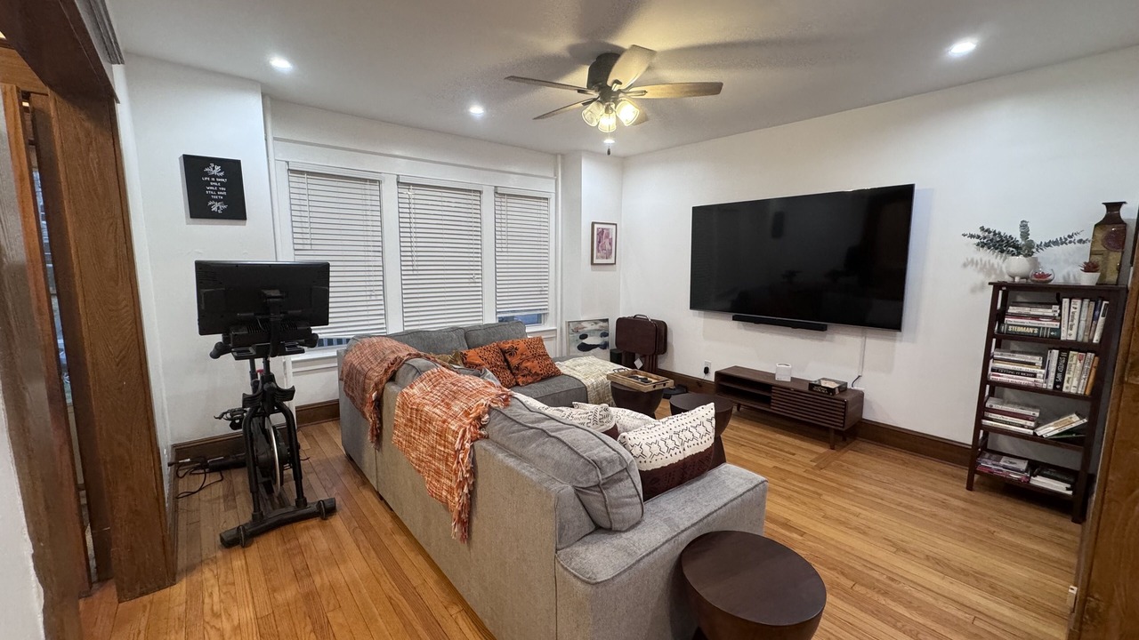 Photo of Livingroom in Albany