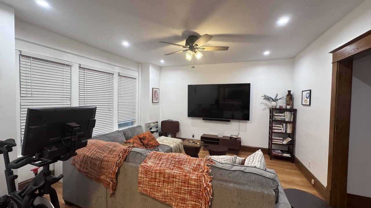 Photo of Livingroom in Albany