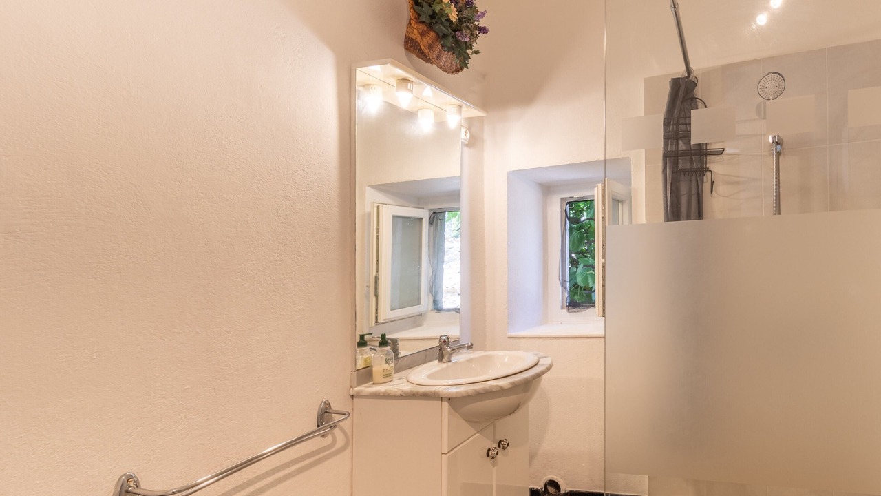 Photo of Bathroom in Orgnac-l'Aven