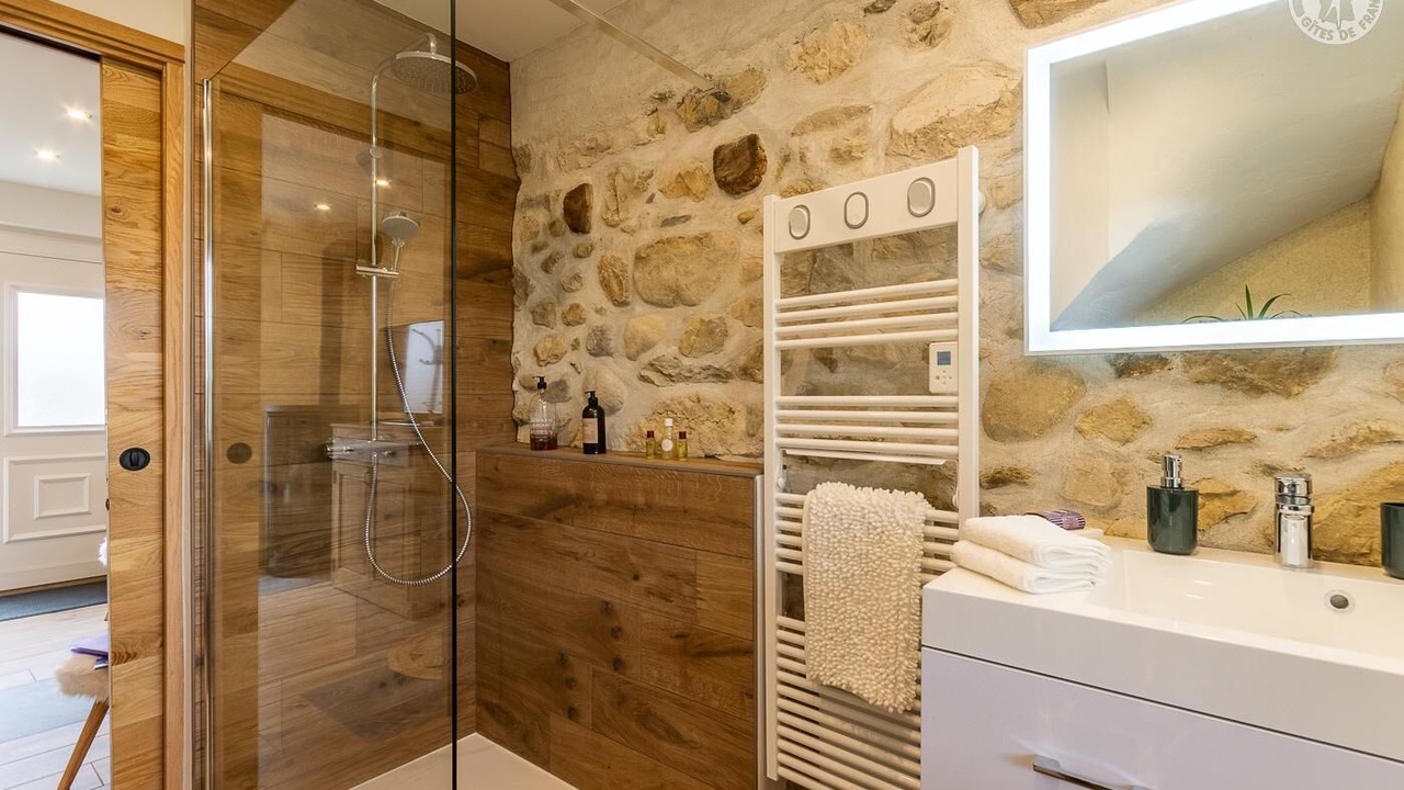 Photo of Bathroom in Saint-Paul