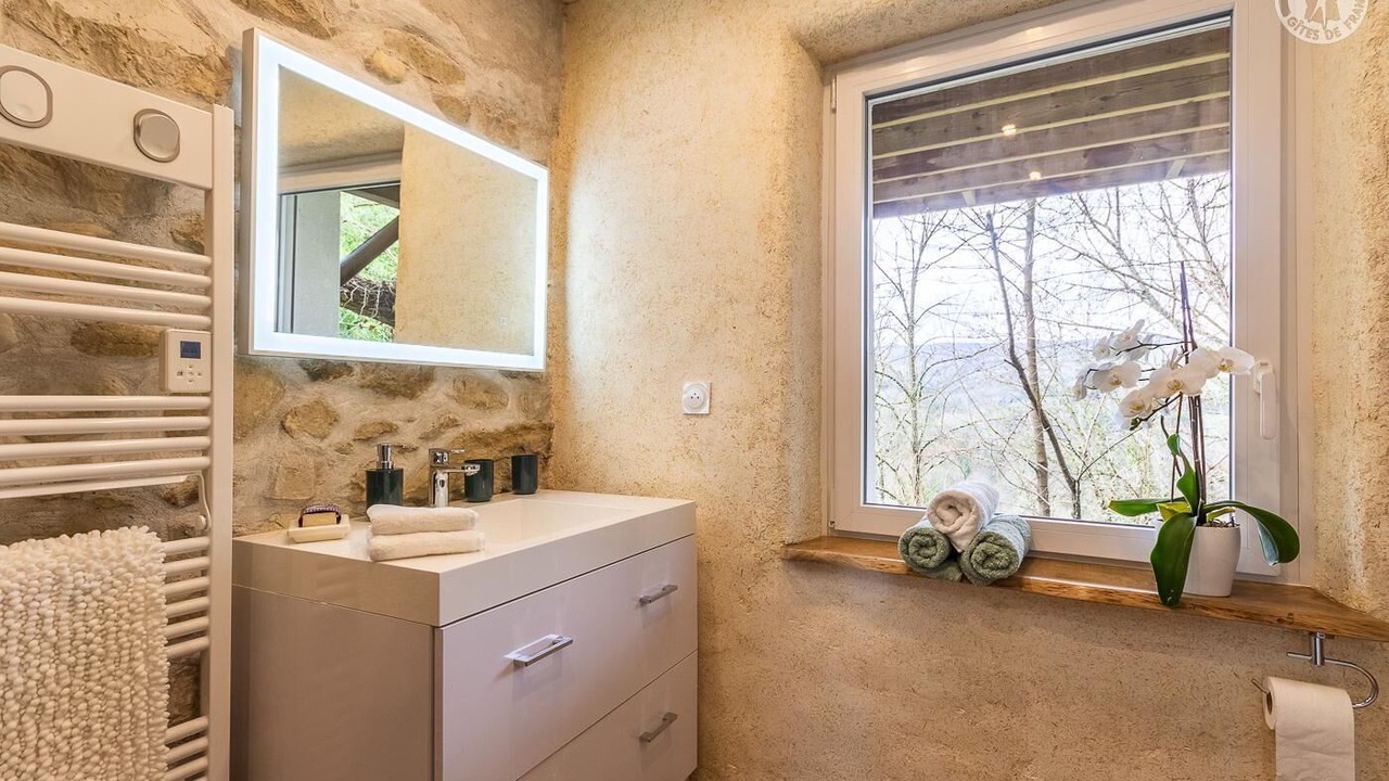 Photo of Bathroom in Saint-Paul