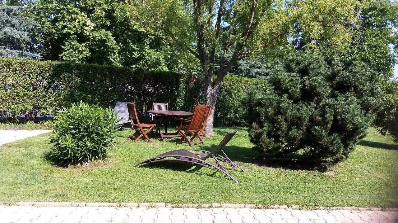 Photo of Outdoor in Romaneche-Thorins