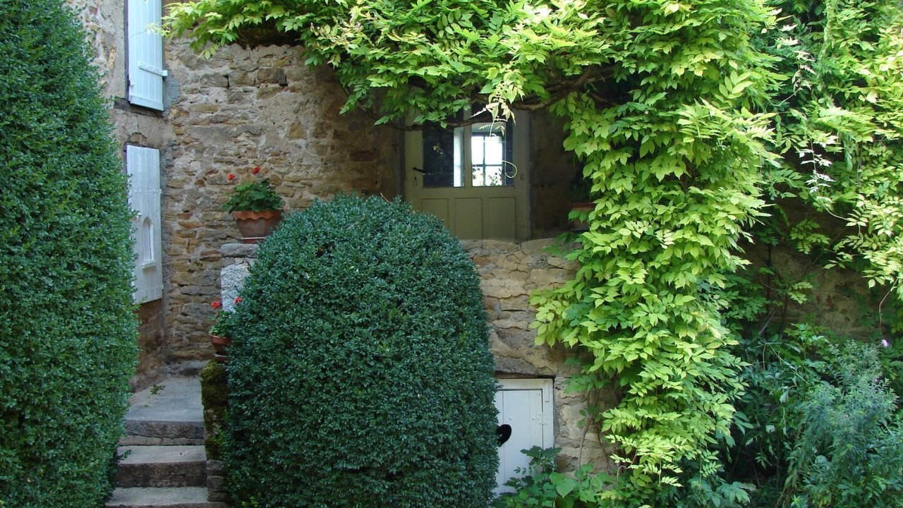 Photo of Outdoor in Buxy