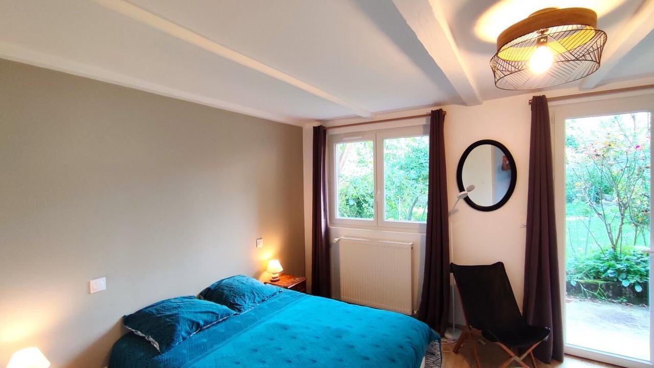 Photo of Bedroom in Montivilliers