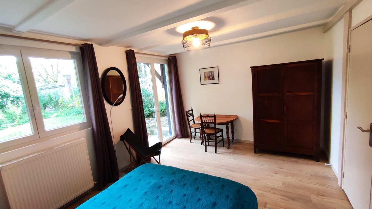 Photo of Bedroom in Montivilliers