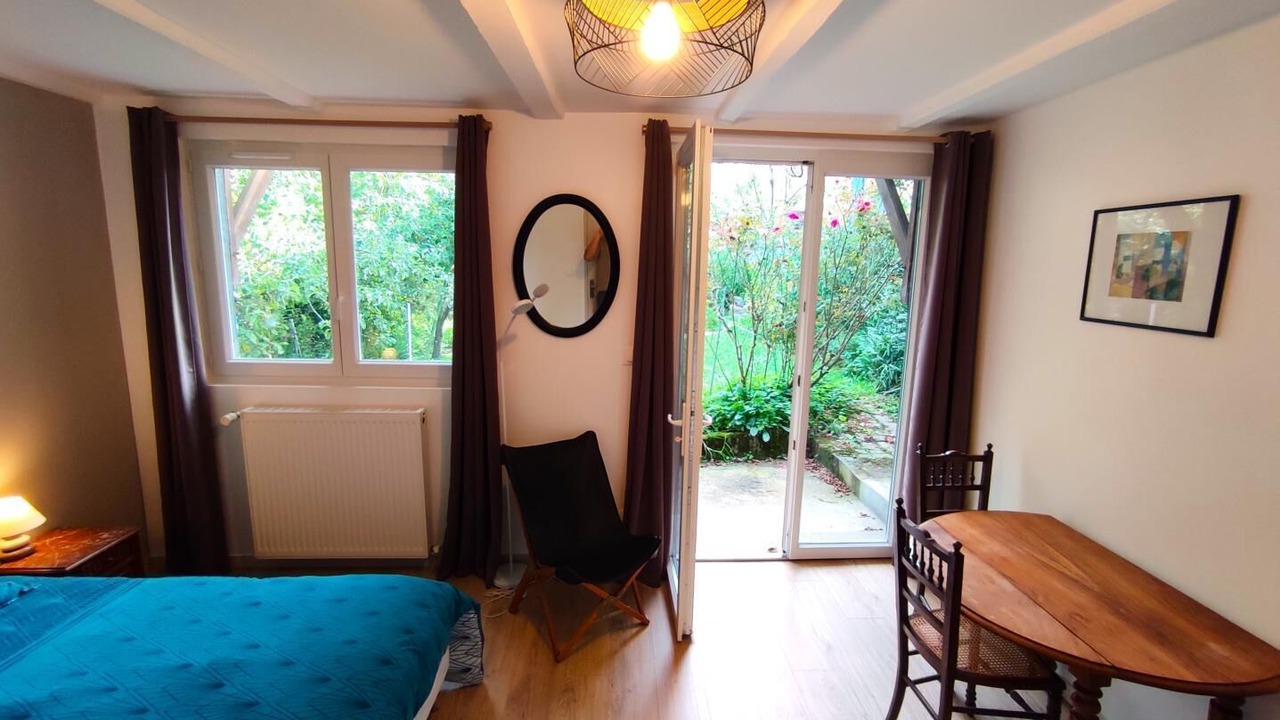 Photo of Bedroom in Montivilliers