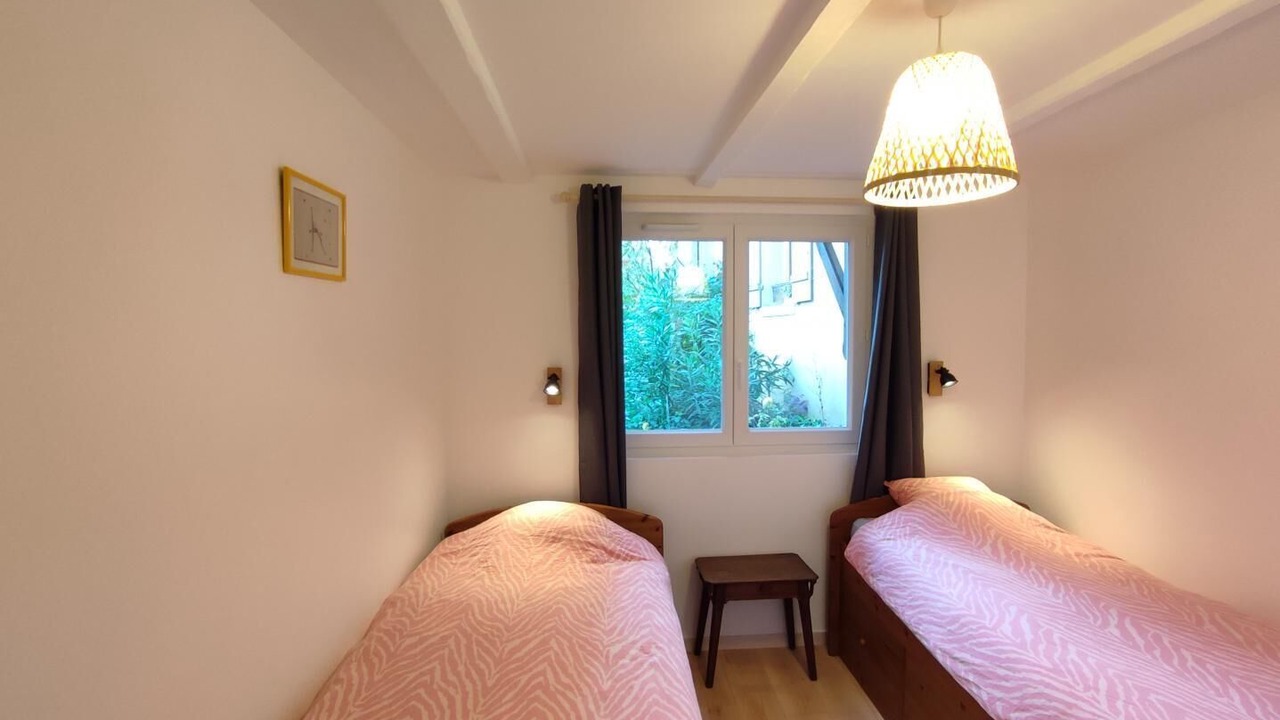 Photo of Bedroom in Montivilliers