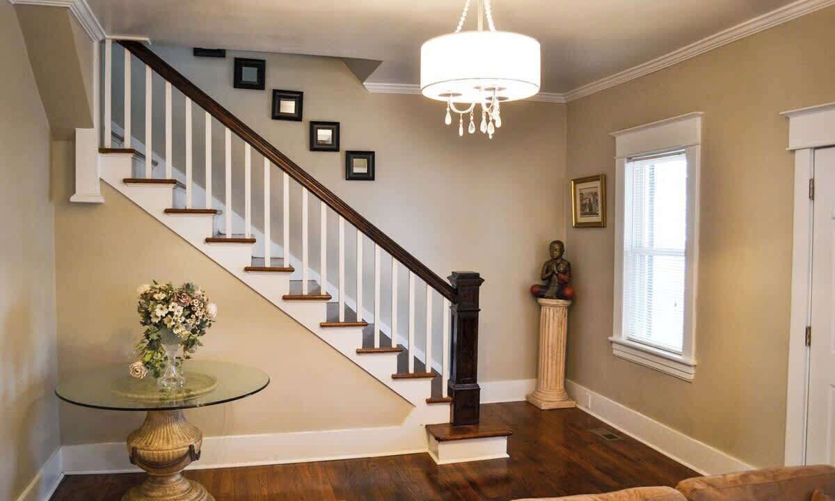 Photo of Bedroom in Roanoke