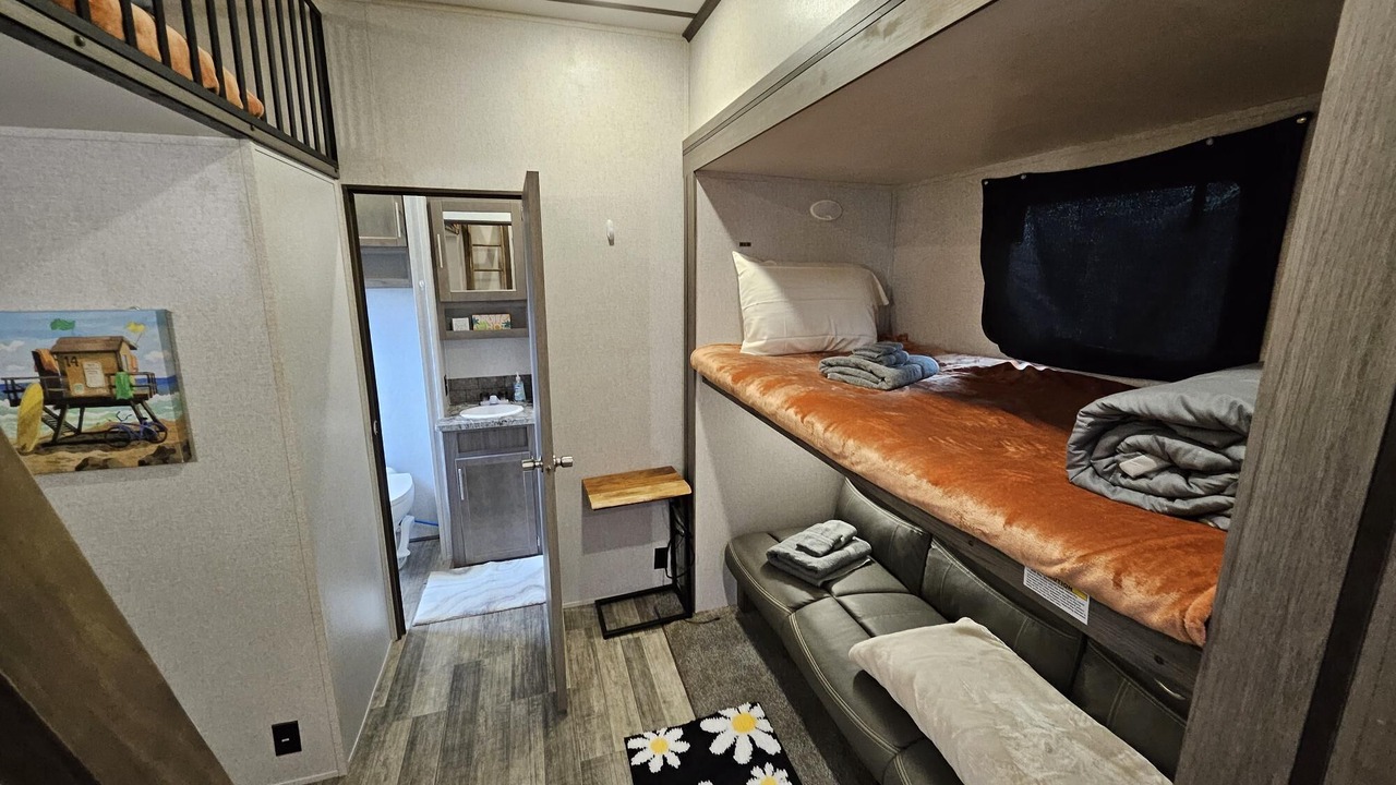Photo of Bedroom in Port Bolivar