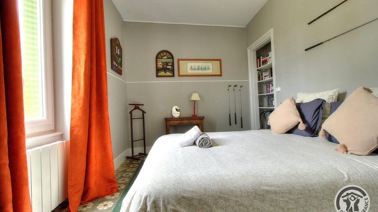 Photo of Bedroom in Julienas