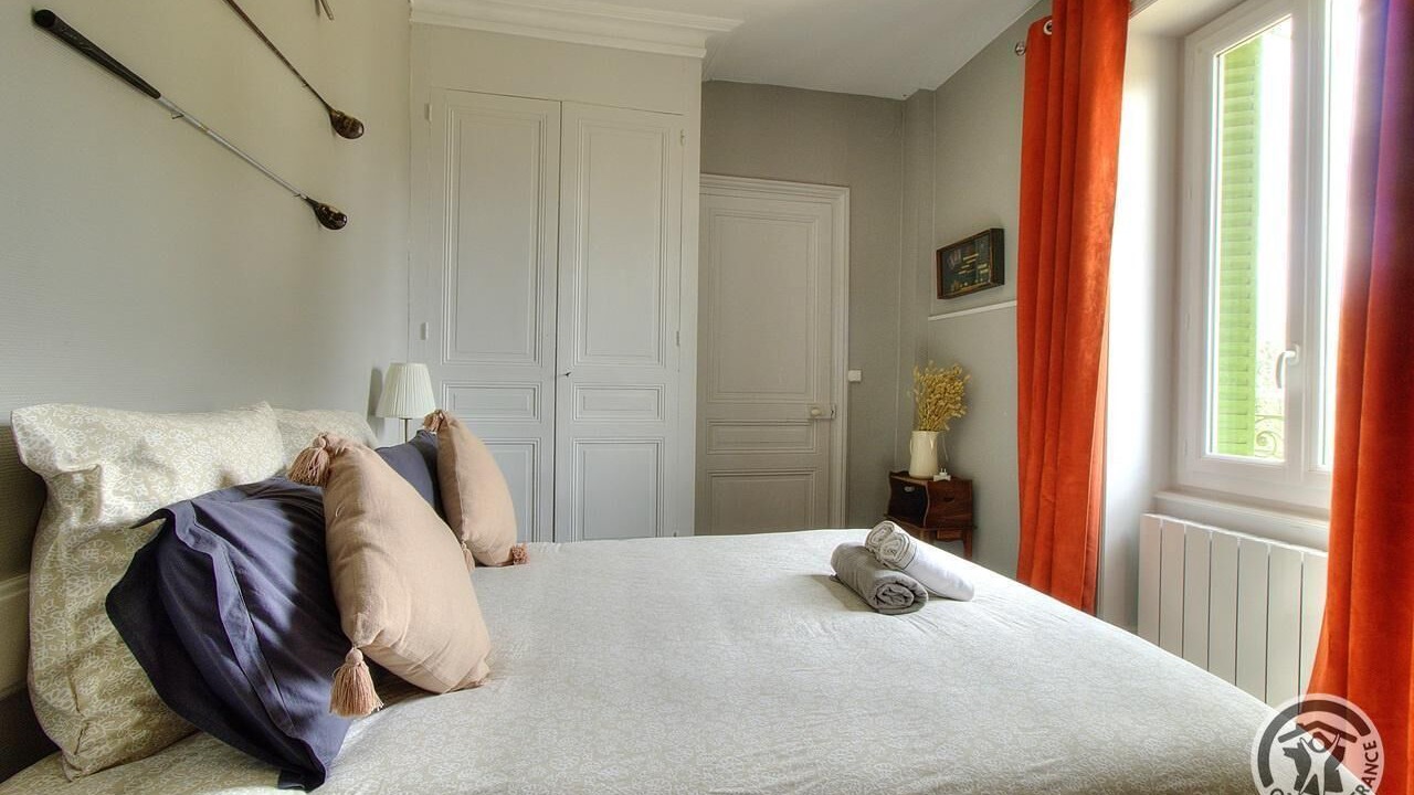 Photo of Bedroom in Julienas