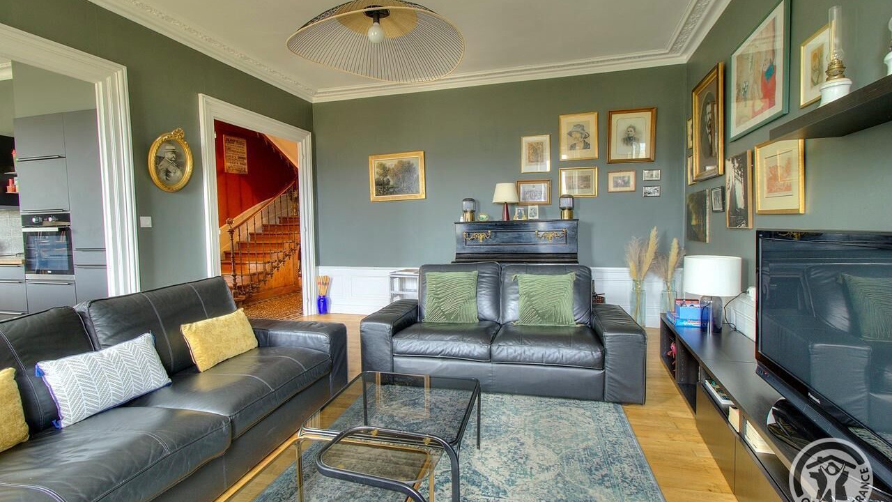 Photo of Livingroom in Julienas