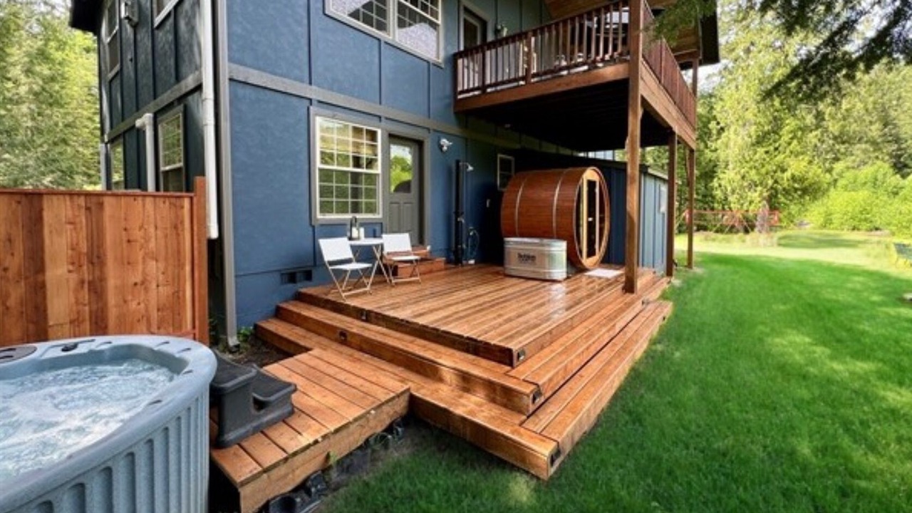 Photo of Patio Balcony in Mount Hood Village
