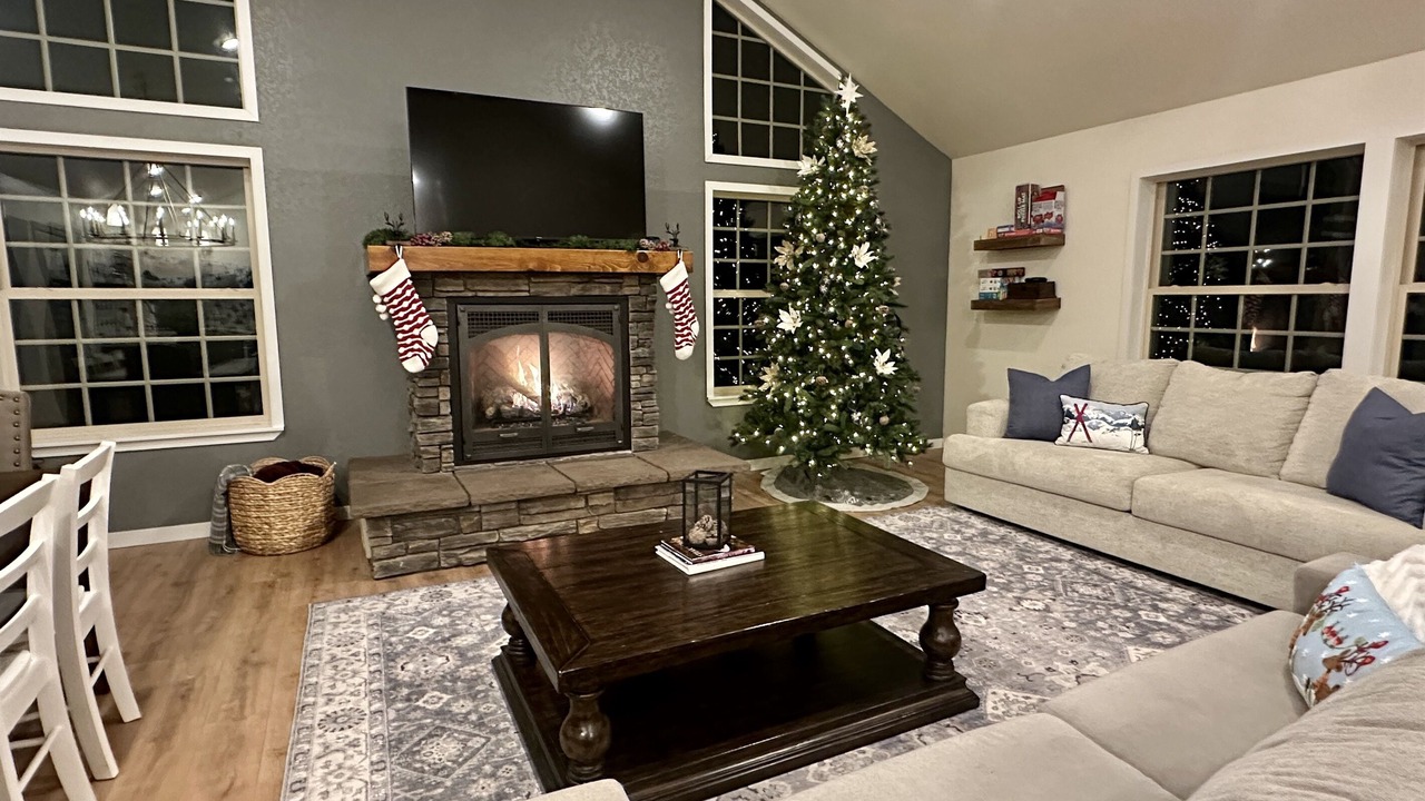 Photo of Livingroom in Mount Hood Village