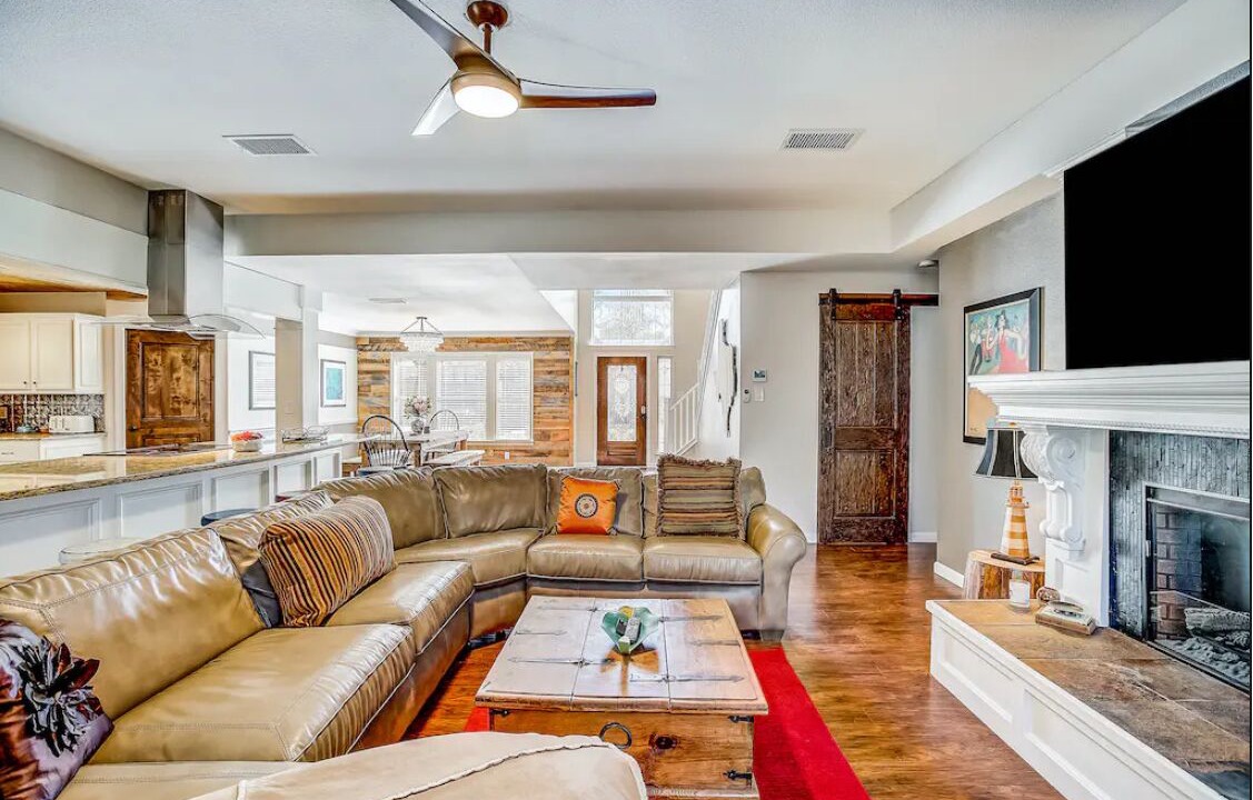 Photo of Livingroom in Cedar Park