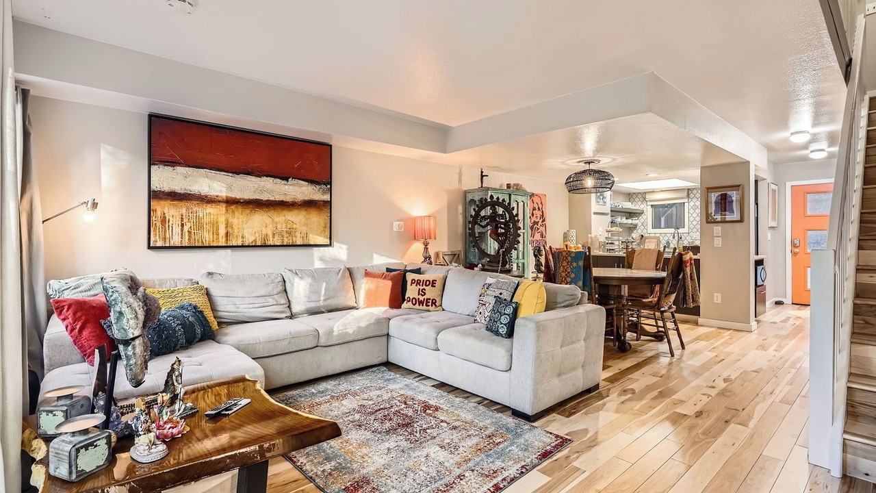 Photo of Livingroom in Newlands