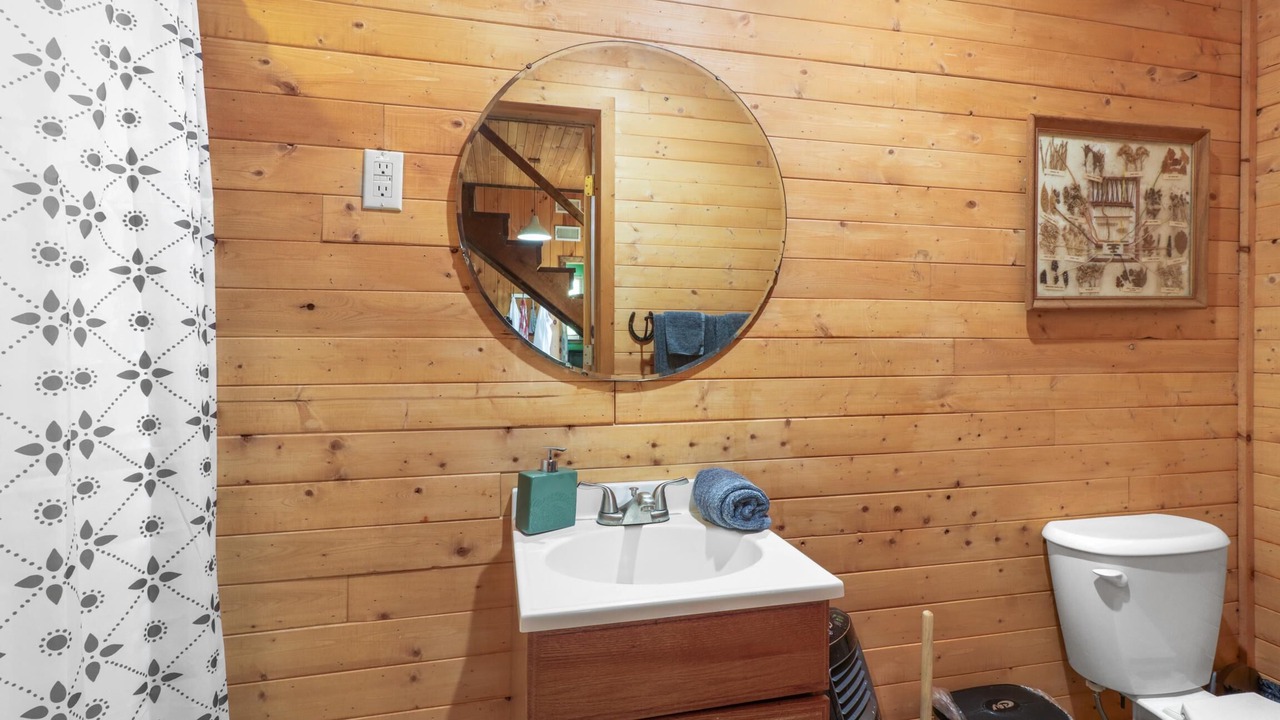 Photo of Bathroom in Denison
