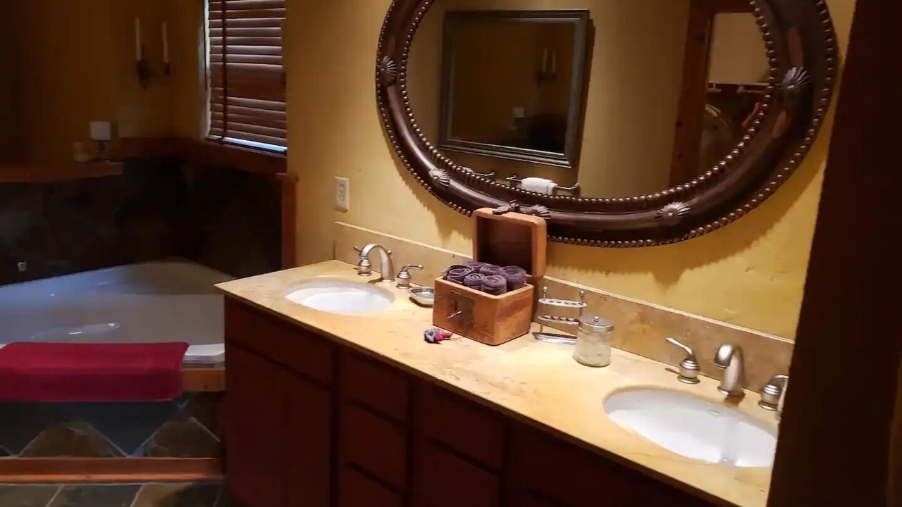 Photo of Bathroom in Camdenton