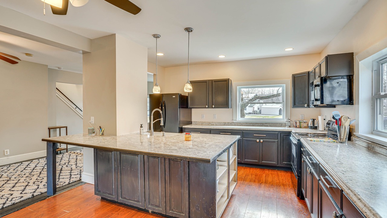 Photo of Others in Altmar