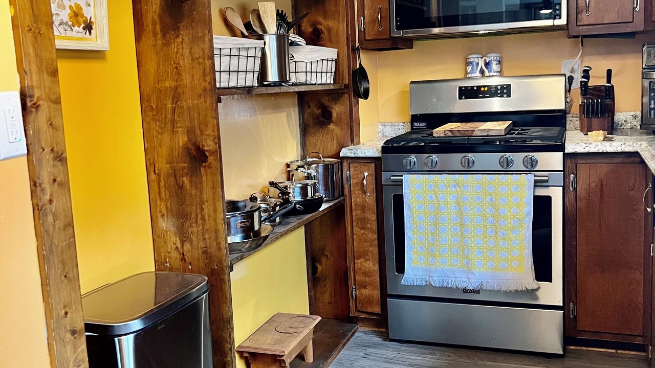 Photo of Kitchen in New River