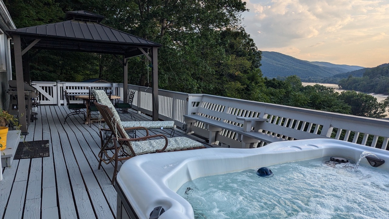 Photo of Patio Balcony in New River