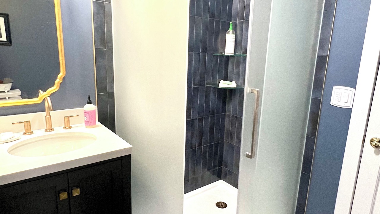 Photo of Bathroom in New River