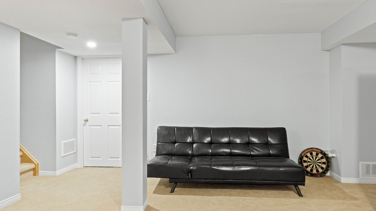 Photo of Livingroom in Mount Pleasant