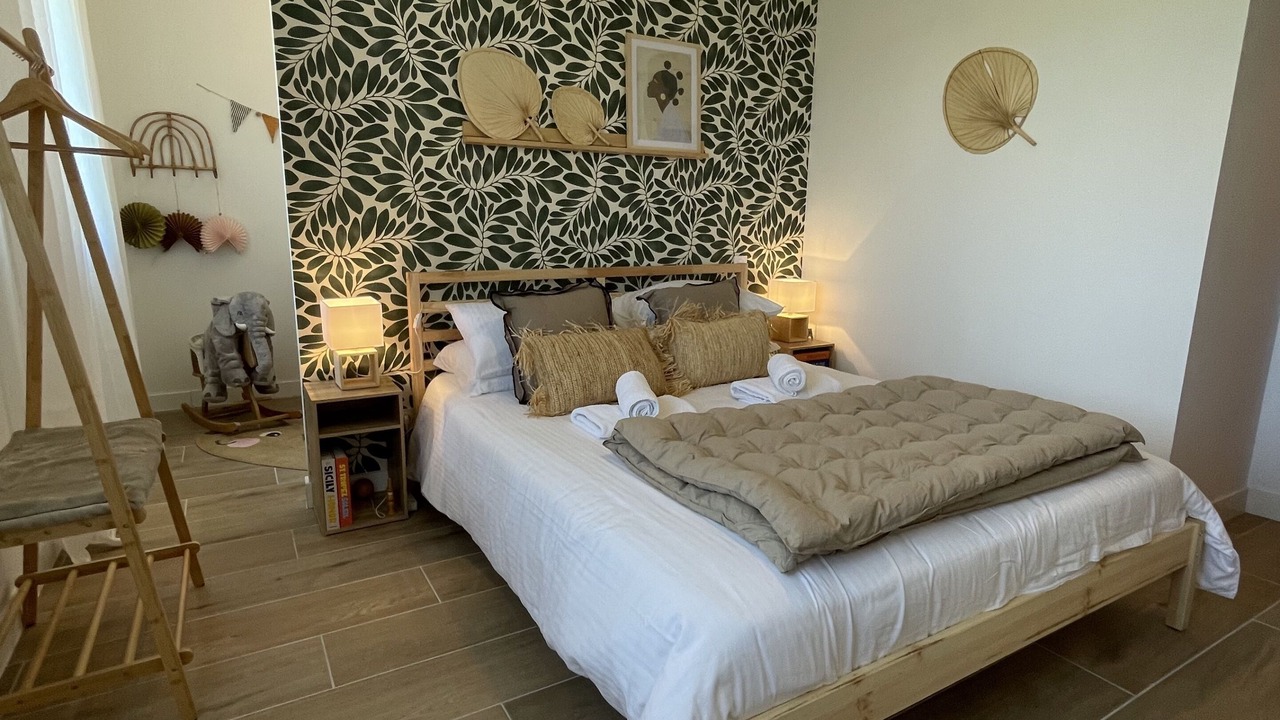 Photo of Bedroom in Entraigues-sur-la-Sorgue